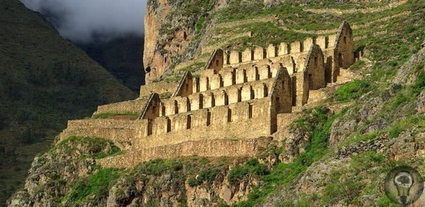 Загадочные строители Ольянтайтамбо Ольянтайтамбо это комплекс археологических раскопок поселений инков на юге Перу в 60 км к северо-западу от города Куско. Он расположен на высоте 2792 метров
