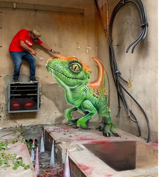 Уличный художник превращает обветшалые стены в невероятные 3D-граффити