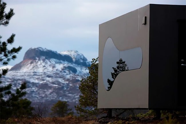 Птичьи коробки с видами на фьорды и горные хребты Норвегии Дизайн-студия Live it явила проект Birdbox (Птичий короб), представляющий собой дома в живописных уголках Норвегии. Путешественники