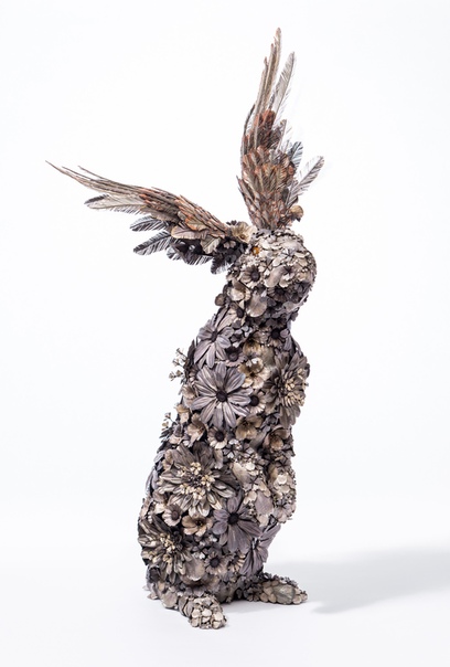Цветущие металлические скульптуры животных от японского кузнеца Металлические скульптуры Тайитиро Ёсиды (Taiichiro Yoshida) настолько тщательно обработаны и изящны, что можно было бы подумать,