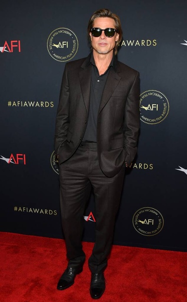 Брэд Питт, Брэдли Купер, Леонардо ДиКаприо и Сирша Ронан на AFI Awards 2020. Часть 1 В Лос-Анджелесе прошла церемония награждения в области кино AFI Awards 2020. Несмотря на то, что торжество