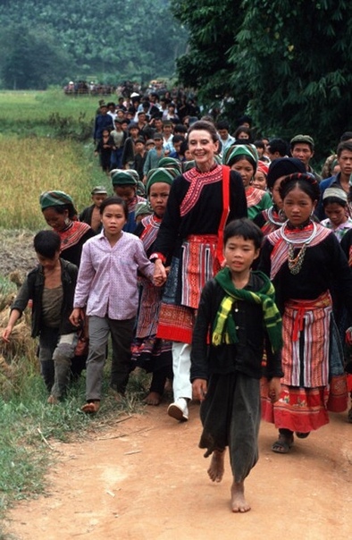 Одри Хепберн во Вьетнаме, 1990
