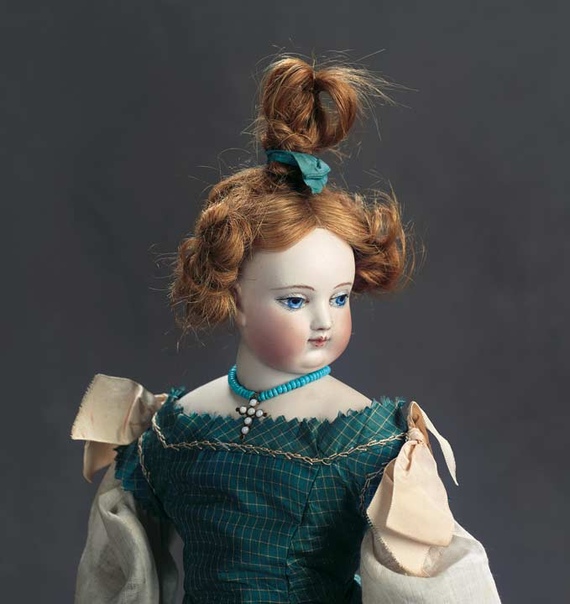 ЗОЛОТОЙ ВЕК ФРАНЦУЗСКОЙ КУКЛЫ. Часть 2. КУКЛЫ АДЕЛАИДЫ УРЭ Одной из самых знаменитых французских фабриканткок кукол была (да и остается) Аделаида Урэ. Она появилась на свет в Париже в 1813 году