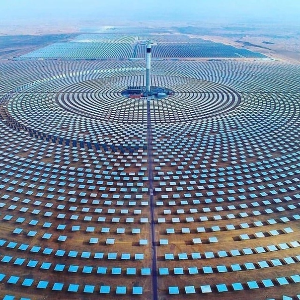 Уарзазатская солнечная электростанция в Марокко Площадь, занимаемая зеркалами, примерно равна площади марокканской столицы,