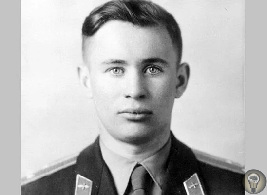 Засекреченный космонавт или кто мог быть в космосе до Гагарина Мог ли кто-то из космонавтов кроме Юрия Гагарина стать первым кандидатом на полет в космос Да, но его имя узнали лишь в 1986