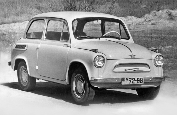 «ЗАПОРОЖЕЦ». А ТЕПЕРЬ ГОРБАТЫЙ! «Запорожец» не был первой массовой малолитражкой в СССР, но для многих стал первой машиной, с которой началось их увлечение автомобилями. Удивительно, но даже в