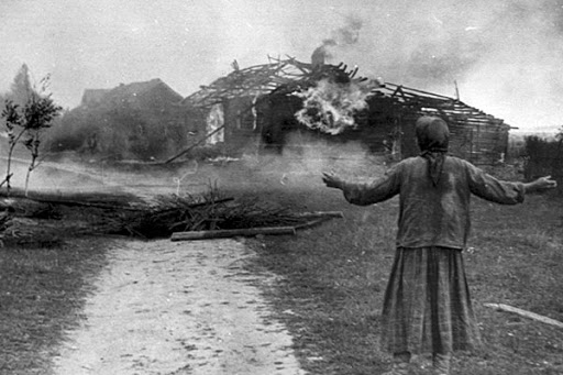 ТРАГЕДИЯ ХАТЫНИ 77 лет назад, 22 марта 1943 года, карательный отряд уничтожил деревню Хатынь. 149 жителей были расстреляны или сгорели заживо. Хатынь стала символом массового уничтожения мирного