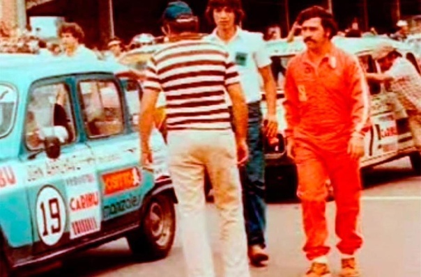 ЛЮБИМОЕ ХОББИ НАРКОБАРОНА «Он начал свой бизнес с торговли подержанными велосипедами, а после переключился на автомобили и недвижимость» так в конце 70-х колумбийские журналисты писали про