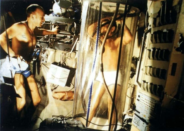Как моются космонавты на мкс 