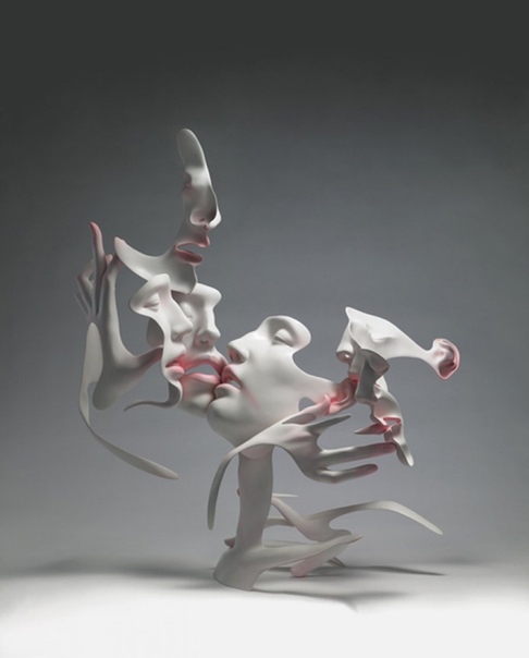 Эффект незавершенности в скульптурах Коллективное творчество явление довольно редкое в мире искусства и в области скульптуры в частности, но три китайских художника - Лю Чжан (Liu Zhan), Куанг
