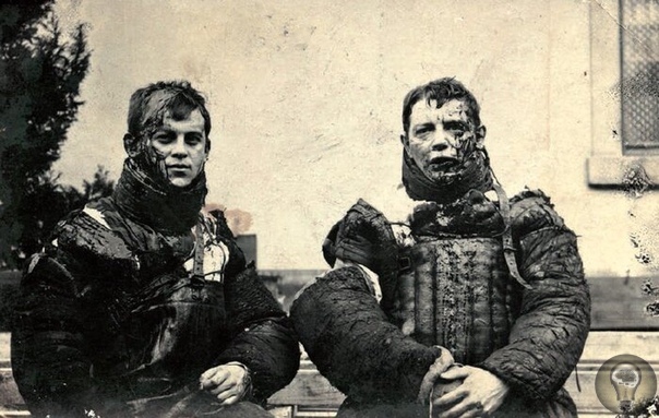 Мензурные фехтовальщики после поединка, Германия, 1900е.
